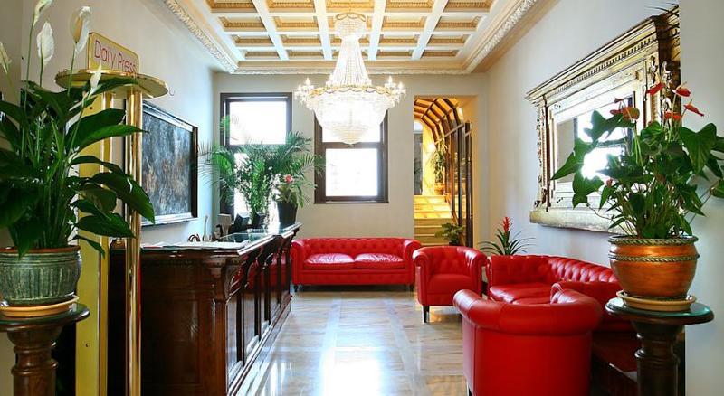 Vigo Hotel Плоєшті Екстер'єр фото